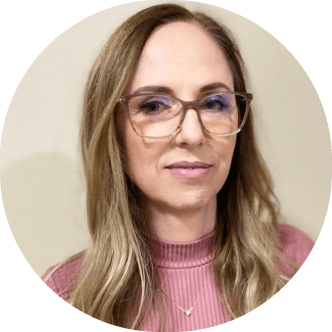 Profa. Dra. Érika Cristina Pavarino